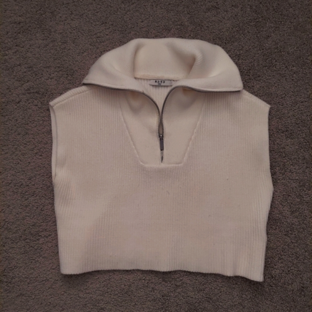 cropped knit top